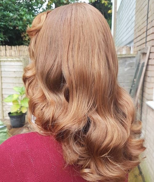 28Pin-Up Hairstyles That Scream “Retro Chic” (Tutorials Included)