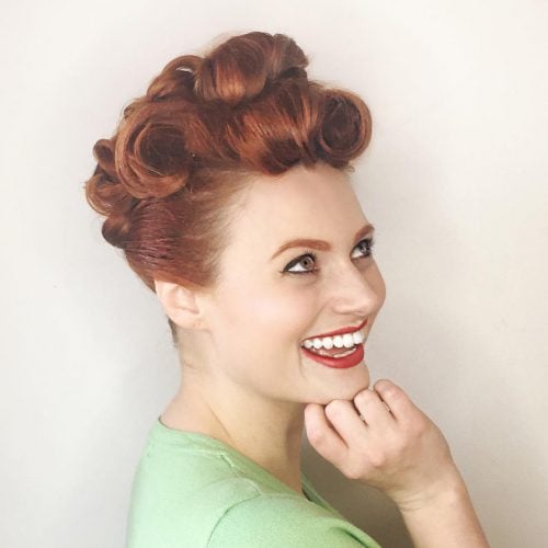 28Pin-Up Hairstyles That Scream “Retro Chic” (Tutorials Included)