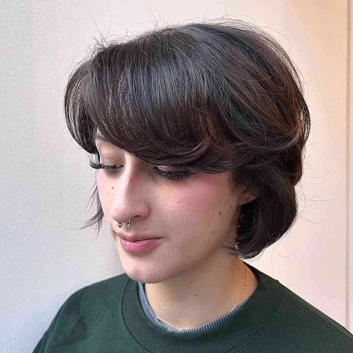 25 Gender Neutral Haircuts and Hairstyles for 2025