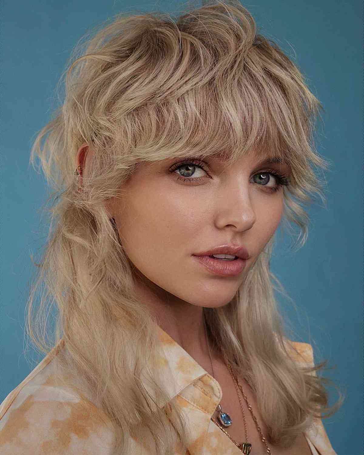 25 Gender Neutral Haircuts and Hairstyles for 2025
