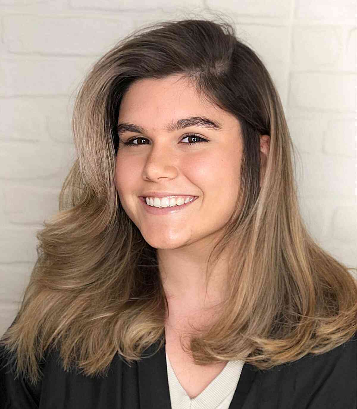 67 Exceptional Haircuts for Round Faces in 2025