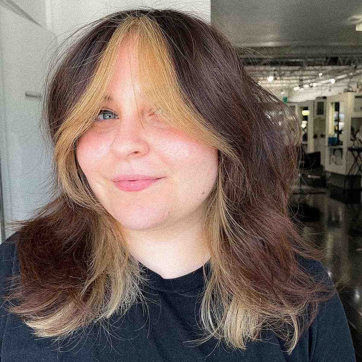 67 Exceptional Haircuts for Round Faces in 2025