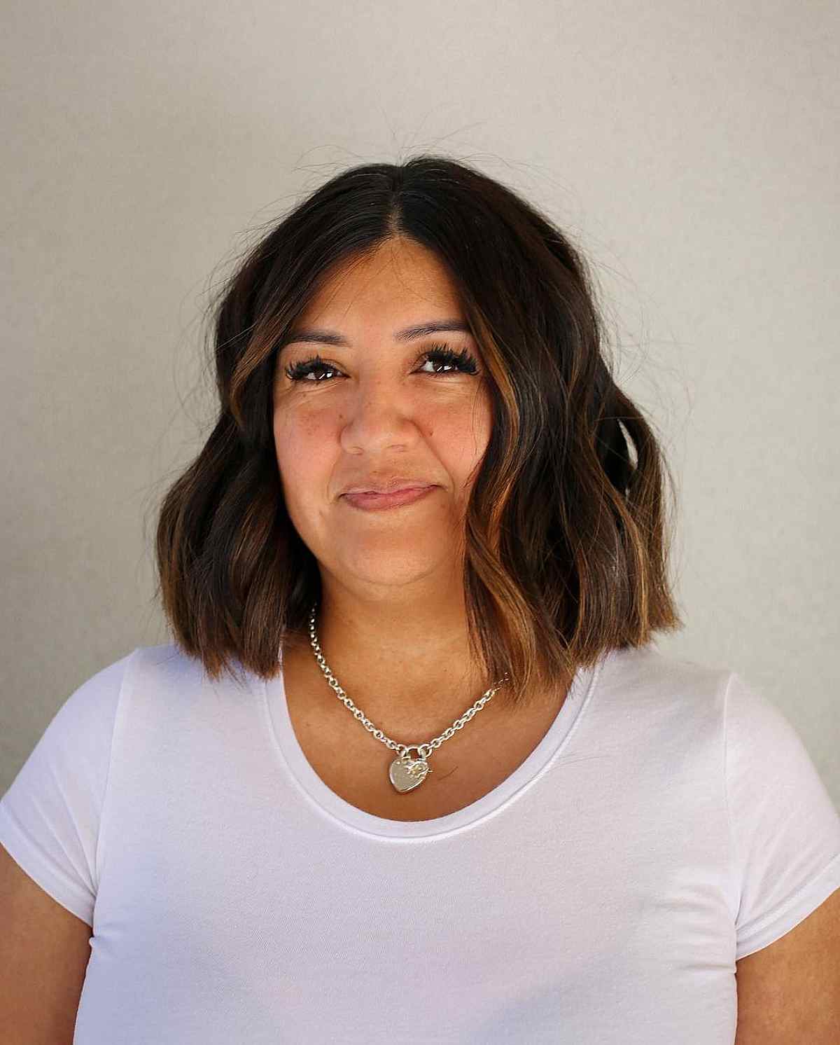 67 Exceptional Haircuts for Round Faces in 2025