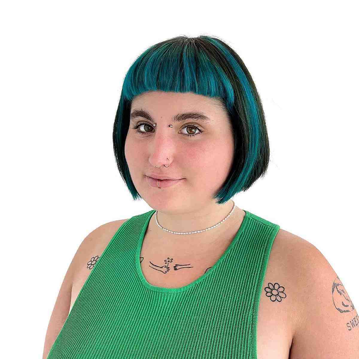 67 Exceptional Haircuts for Round Faces in 2025