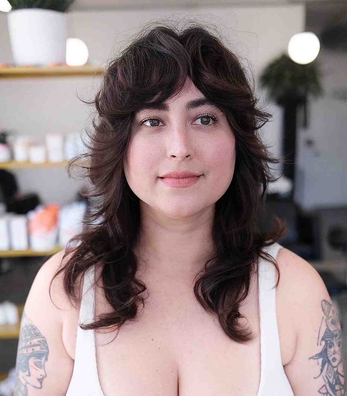 67 Exceptional Haircuts for Round Faces in 2025
