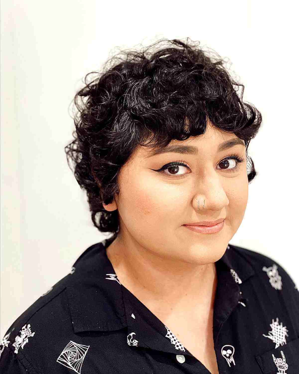 67 Exceptional Haircuts for Round Faces in 2025