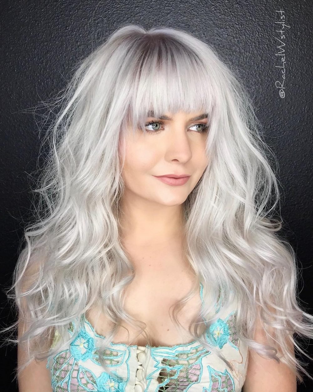 67 Exceptional Haircuts for Round Faces in 2025