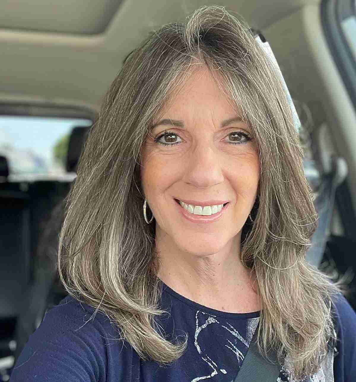 80+ Youthful Hairstyles & Haircuts for Women Over 50