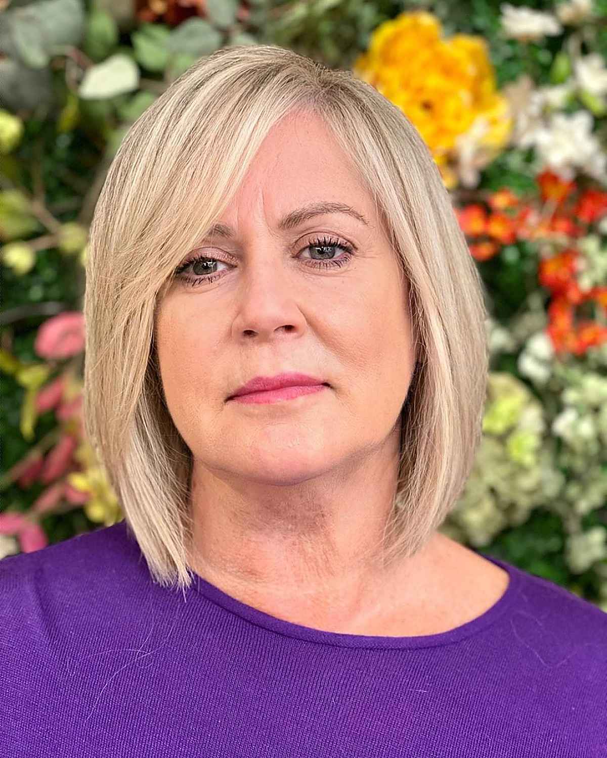 80+ Youthful Hairstyles & Haircuts for Women Over 50
