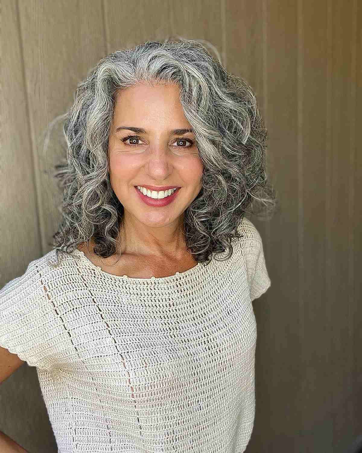 80+ Youthful Hairstyles & Haircuts for Women Over 50