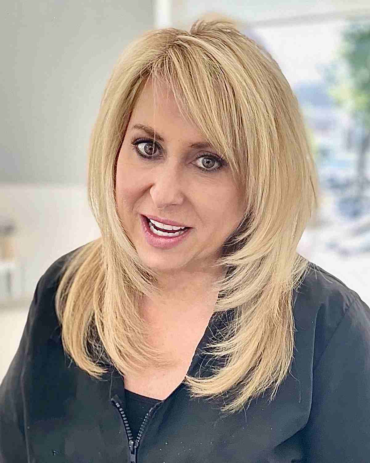 80+ Youthful Hairstyles & Haircuts for Women Over 50