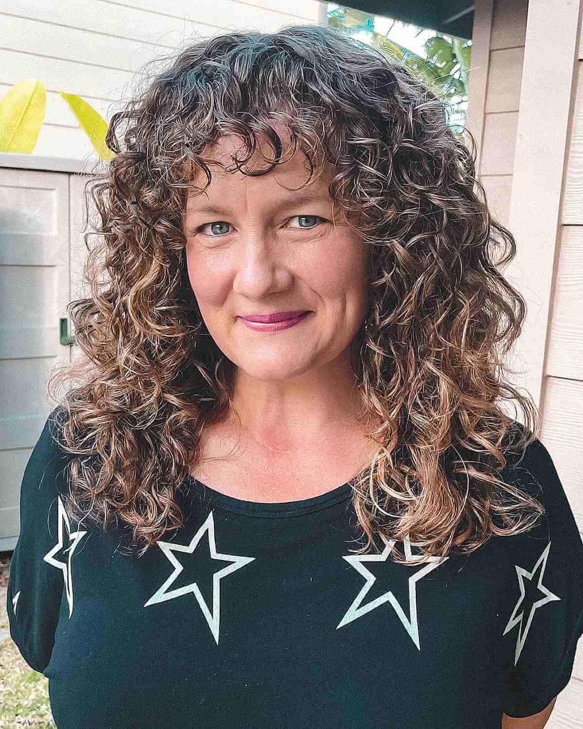 80+ Youthful Hairstyles & Haircuts for Women Over 50
