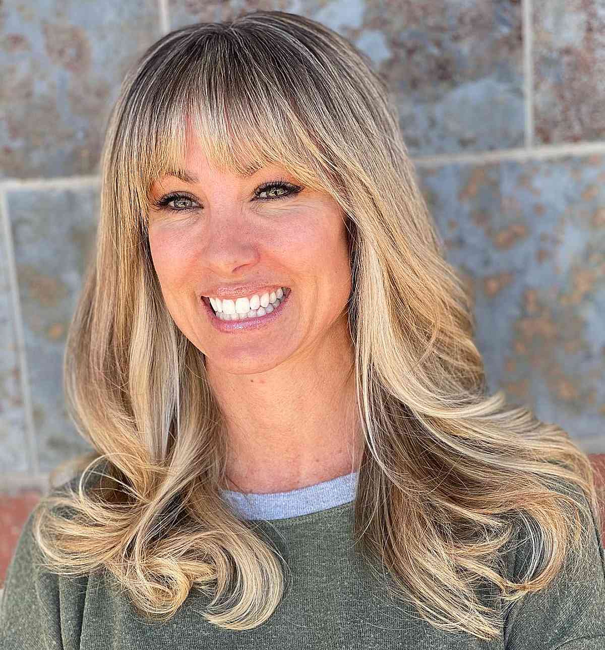 80+ Youthful Hairstyles & Haircuts for Women Over 50
