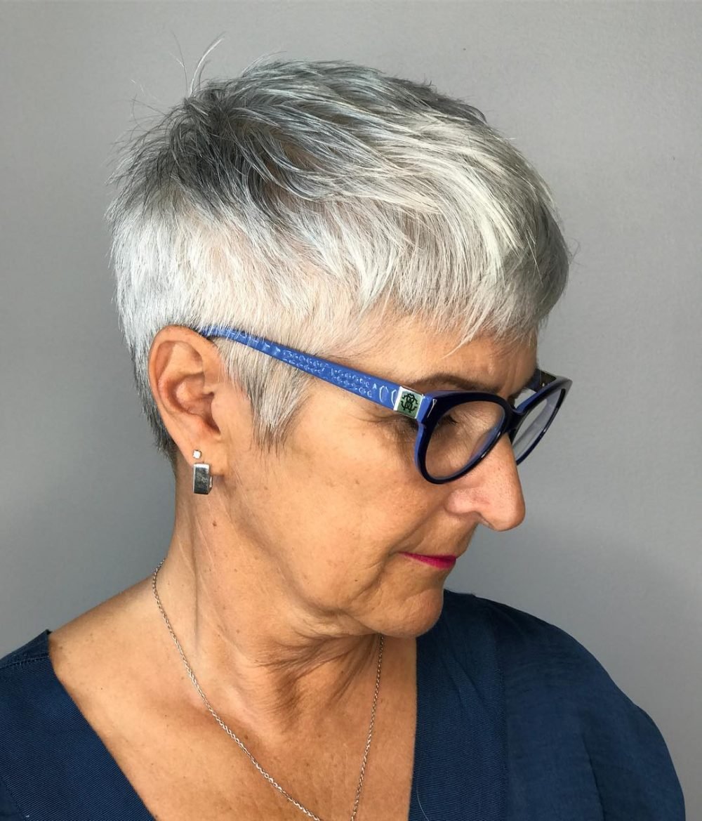 80+ Youthful Hairstyles & Haircuts for Women Over 50