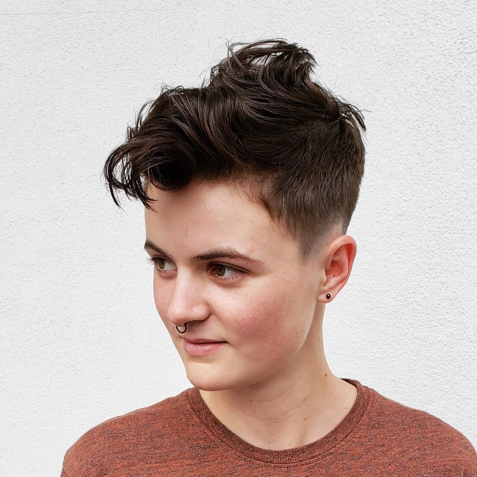 29 Trendsetting Androgynous Haircuts for the Modern Individual