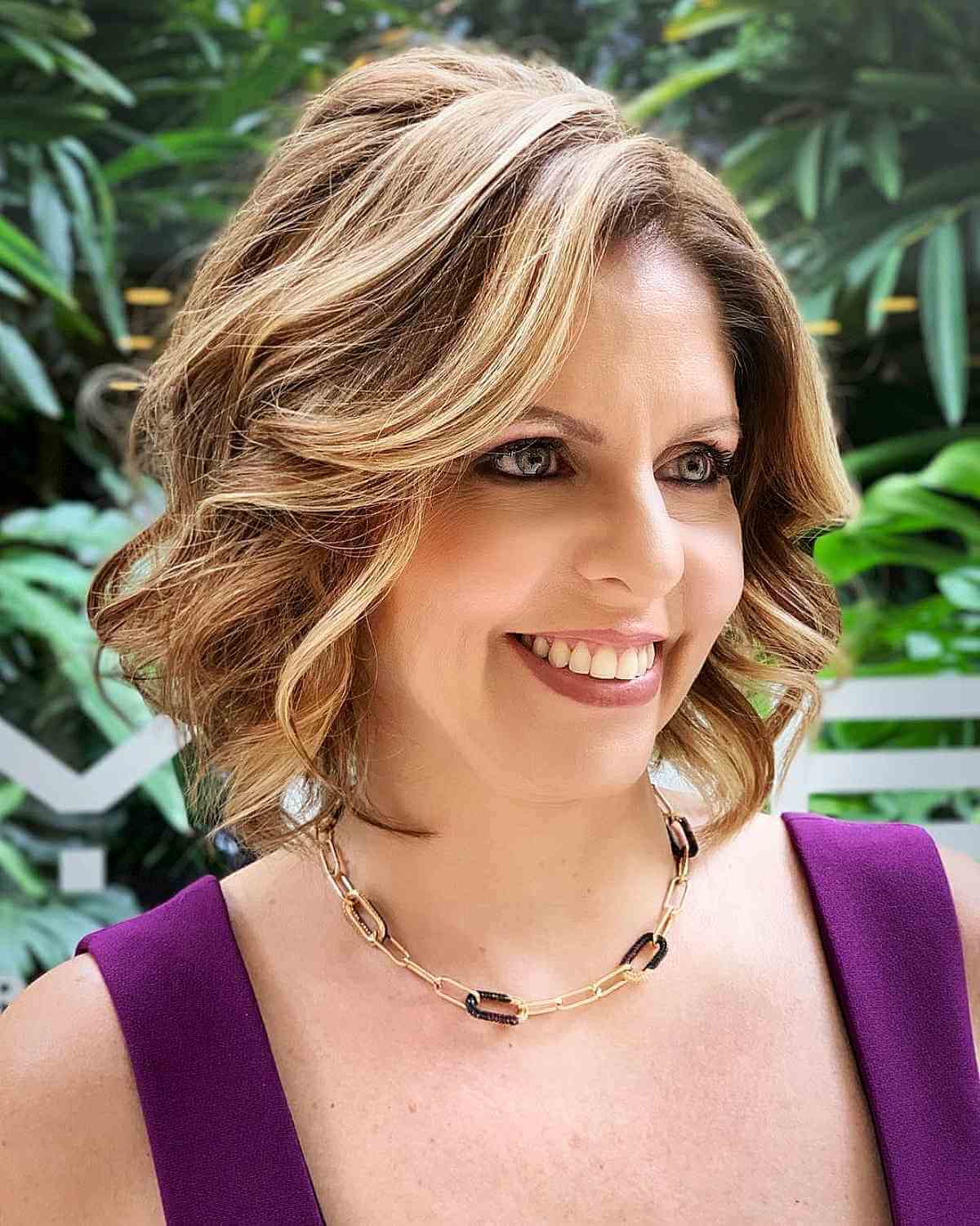 Short Fluffy Hair: 30 Ways to Pull Off This Cute Hair Trend