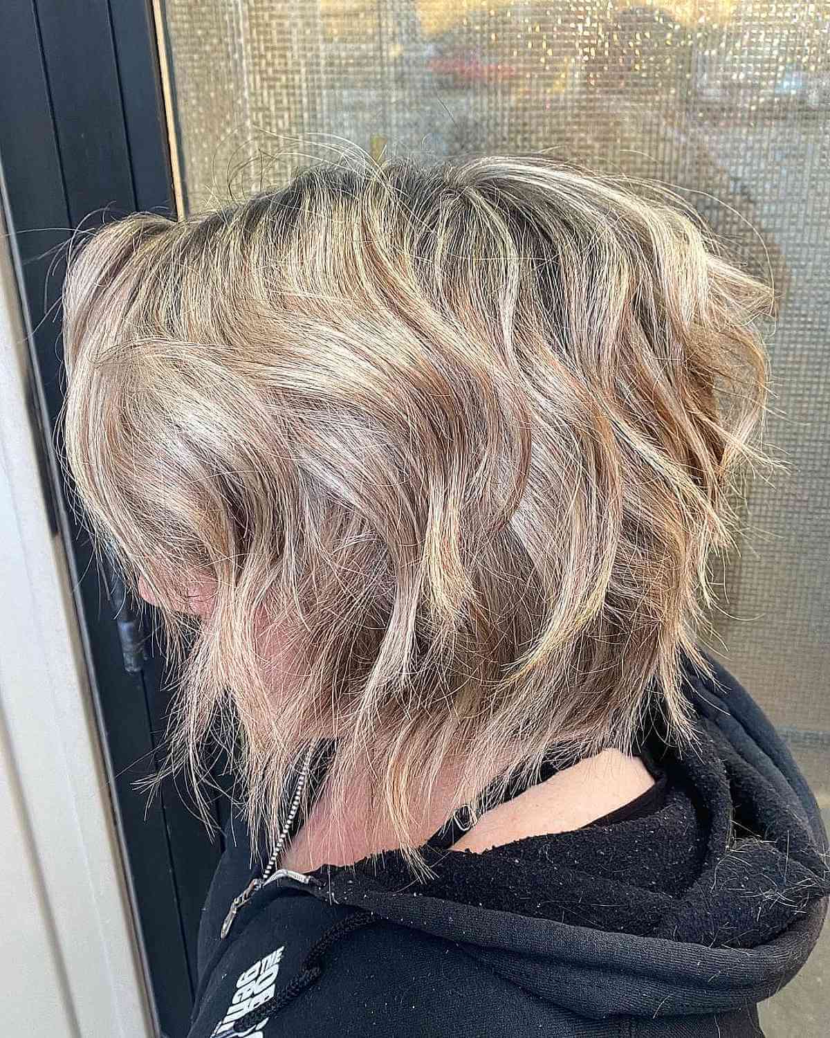 Short Fluffy Hair: 30 Ways to Pull Off This Cute Hair Trend