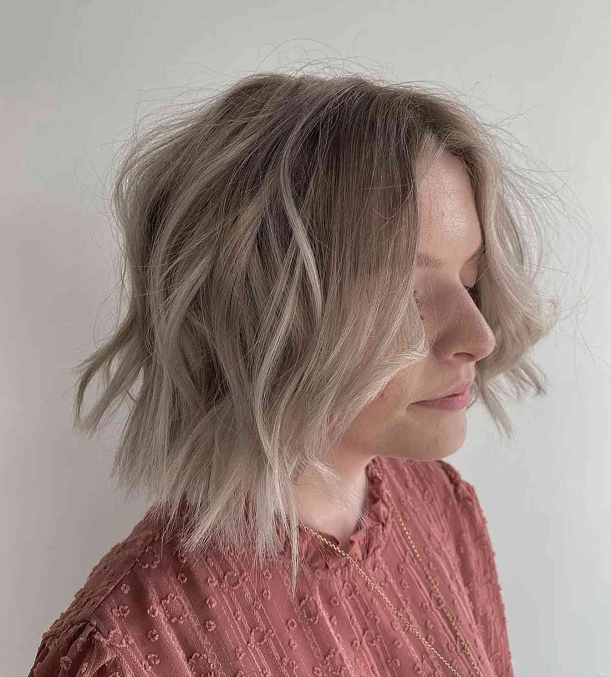 Short Fluffy Hair: 30 Ways to Pull Off This Cute Hair Trend