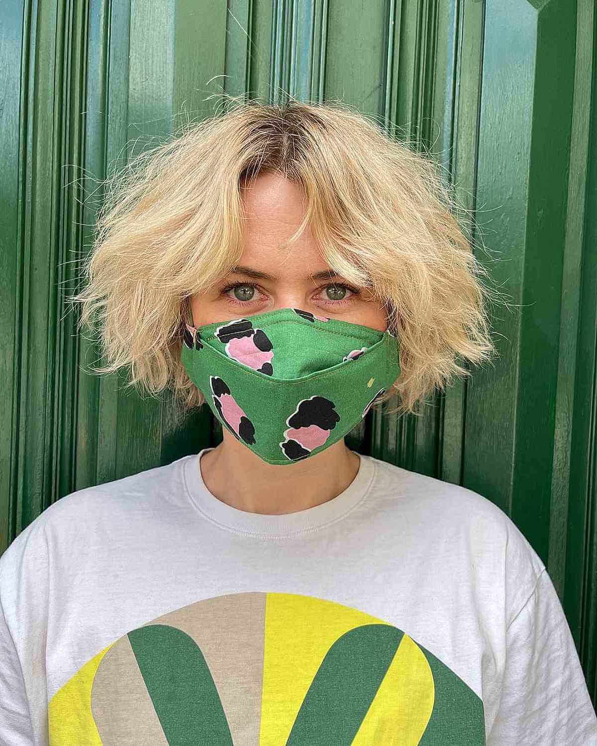 Short Fluffy Hair: 30 Ways to Pull Off This Cute Hair Trend