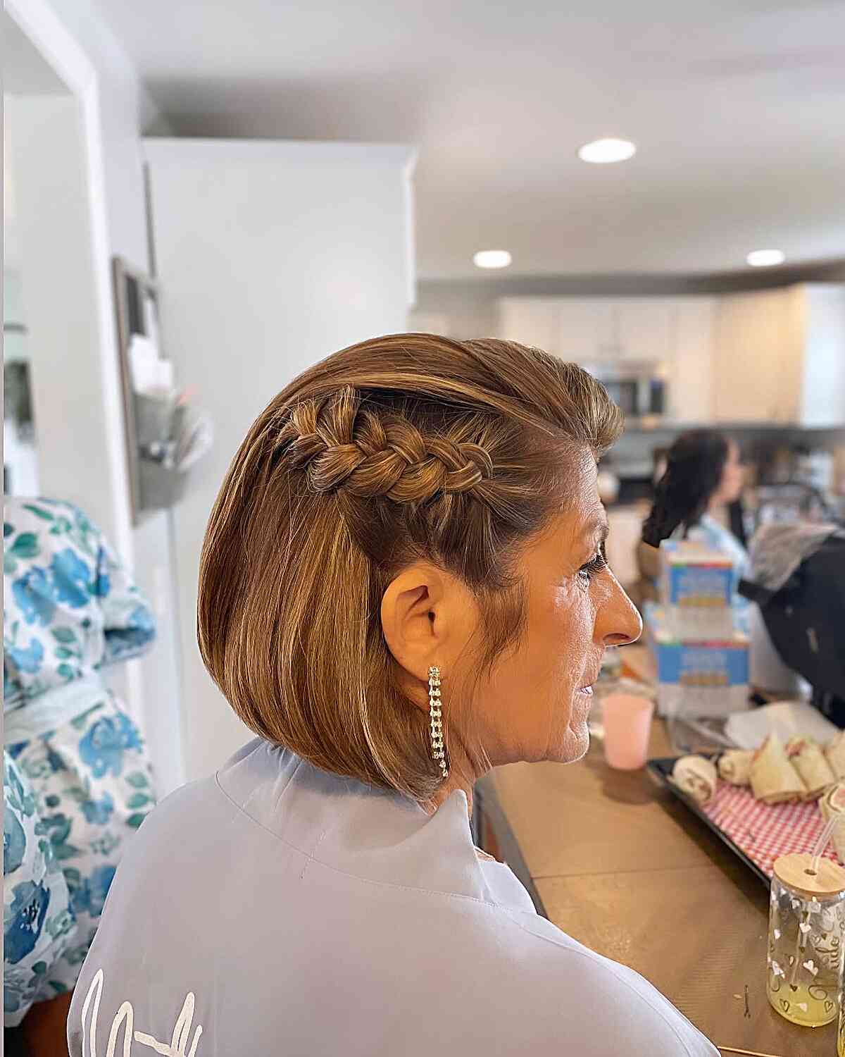 34 Gorgeous Short Wedding Hairstyles and Bridal Hair Ideas