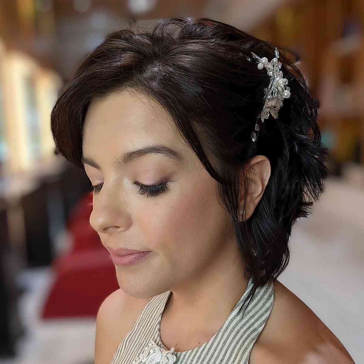 34 Gorgeous Short Wedding Hairstyles and Bridal Hair Ideas