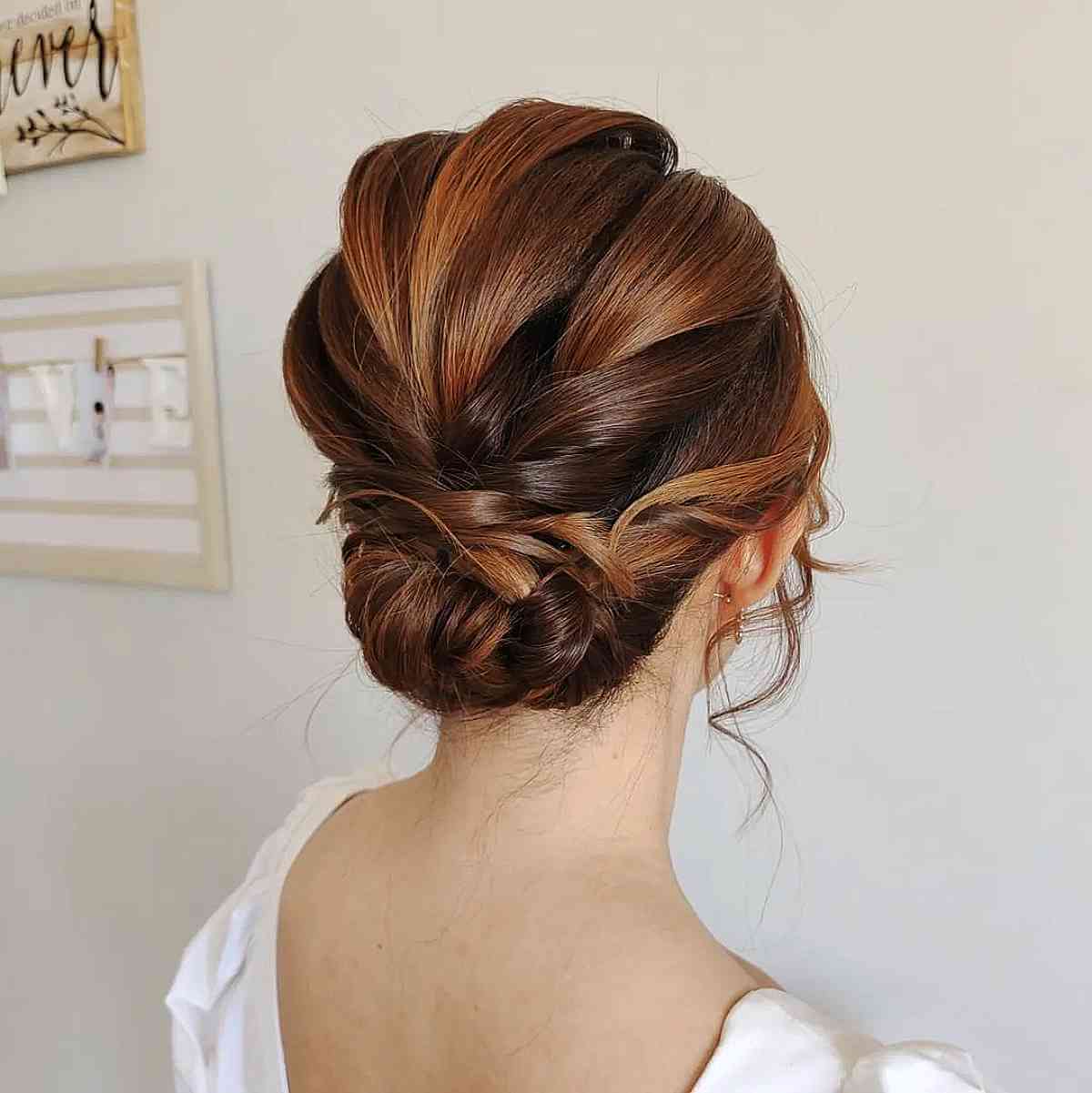 34 Gorgeous Short Wedding Hairstyles and Bridal Hair Ideas