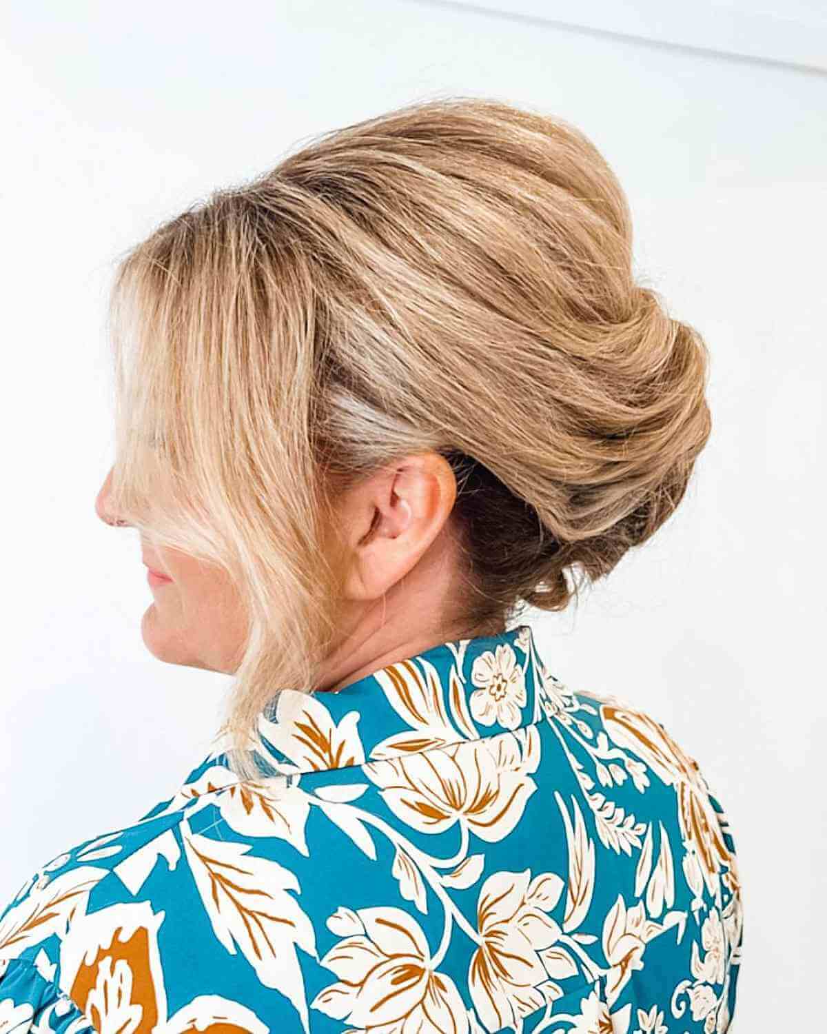 Mother of the Bride Hairstyles: 28 Elegant Looks for 2025
