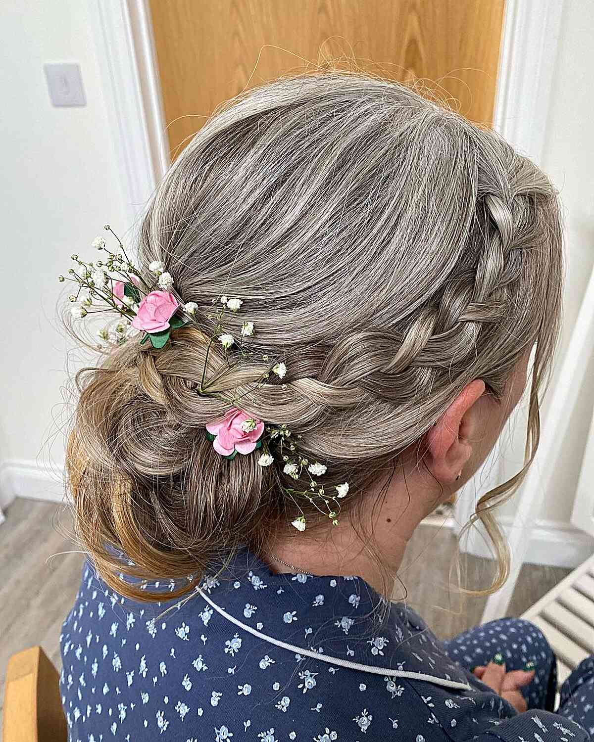 Mother of the Bride Hairstyles: 28 Elegant Looks for 2025