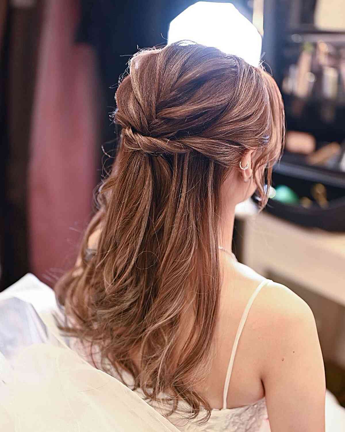41 Simple &#038; Cute Wedding Guest Hairstyle Ideas