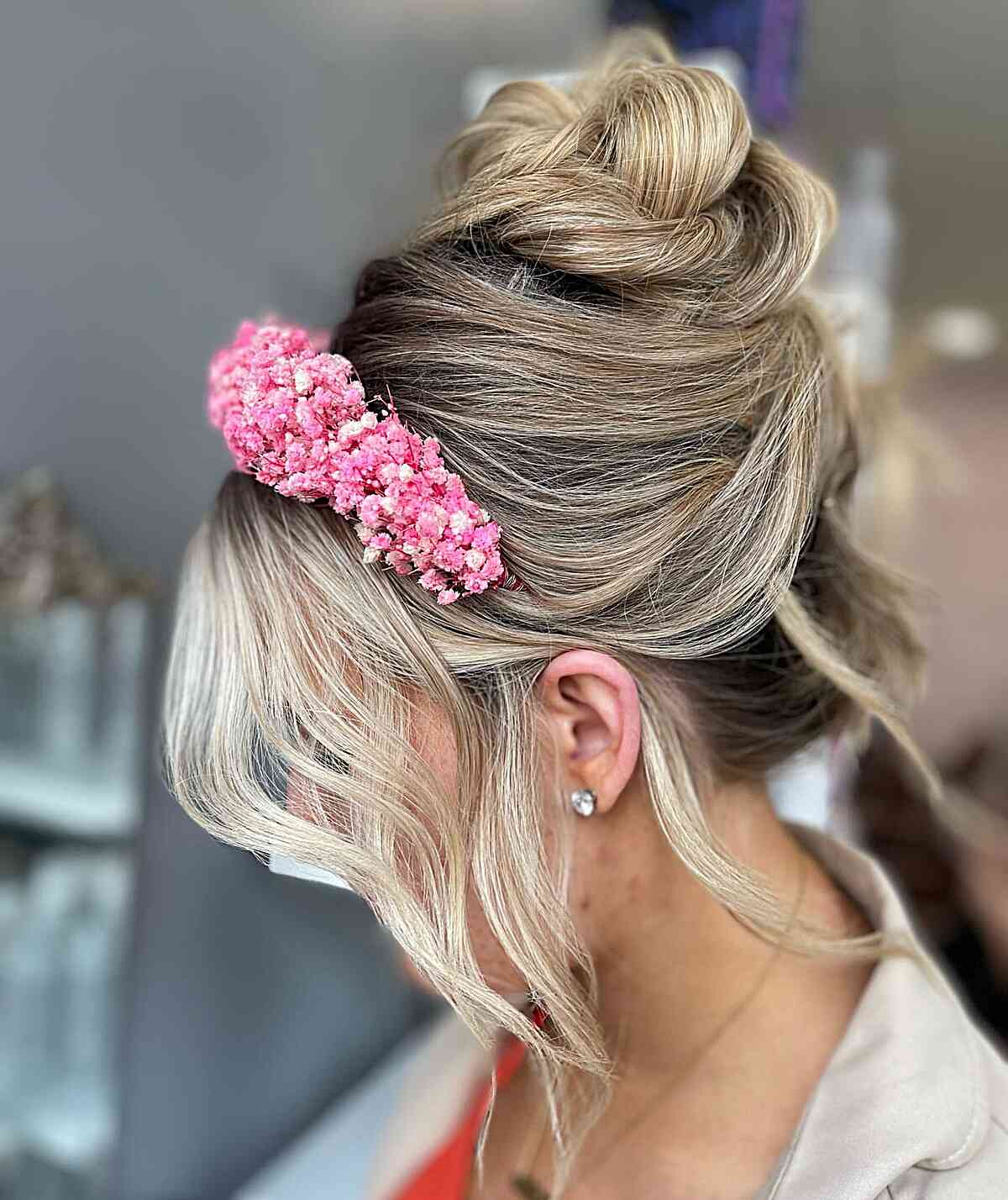 41 Simple &#038; Cute Wedding Guest Hairstyle Ideas