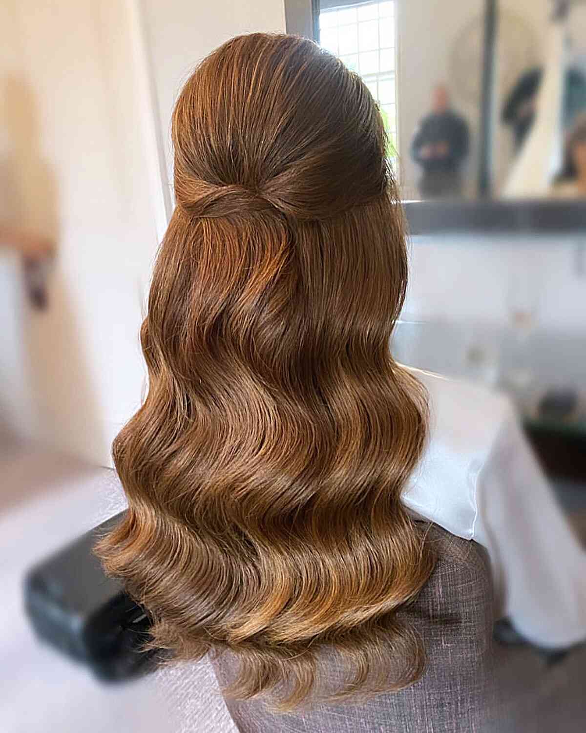 41 Simple &#038; Cute Wedding Guest Hairstyle Ideas