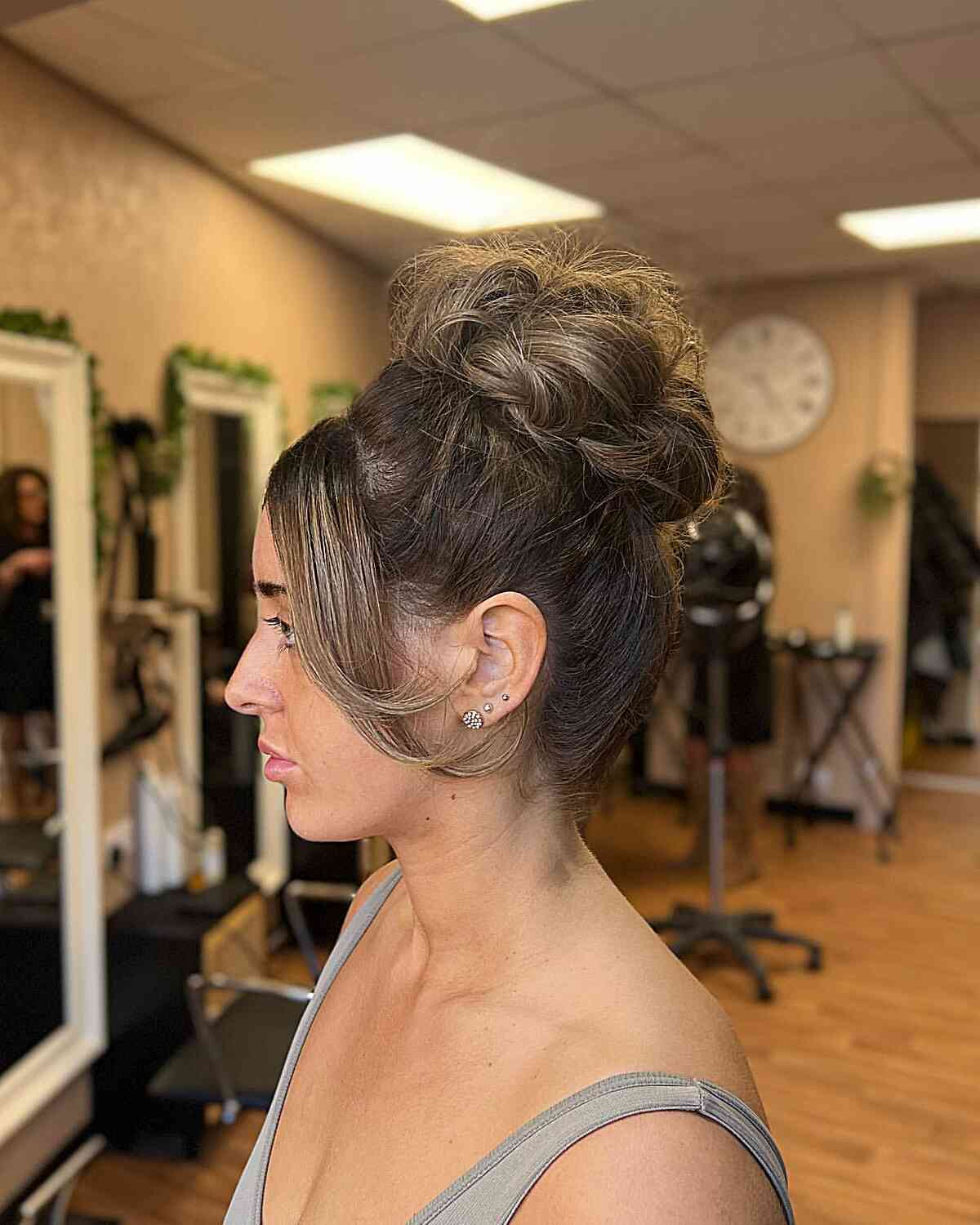 41 Simple &#038; Cute Wedding Guest Hairstyle Ideas