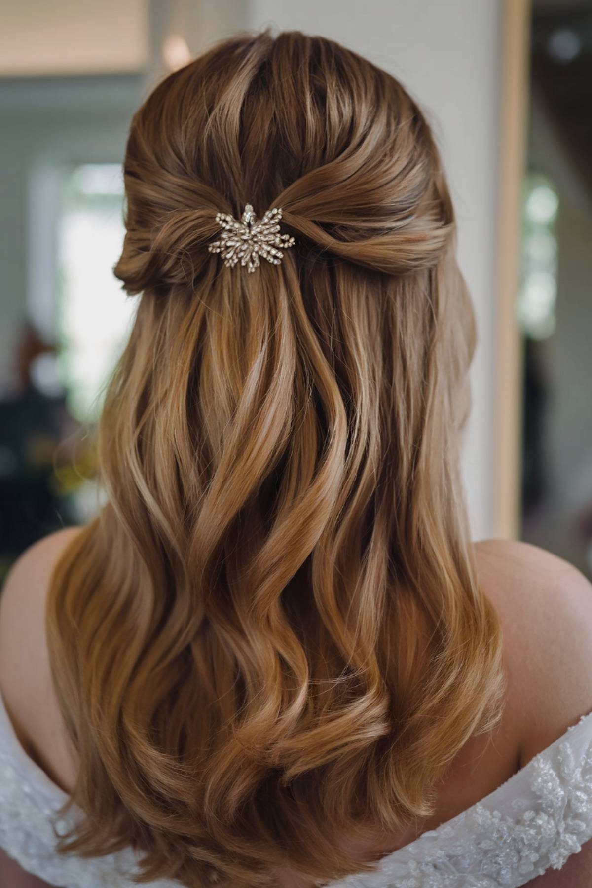 15+ Half Up Half Down Wedding Hair Ideas for 2025
