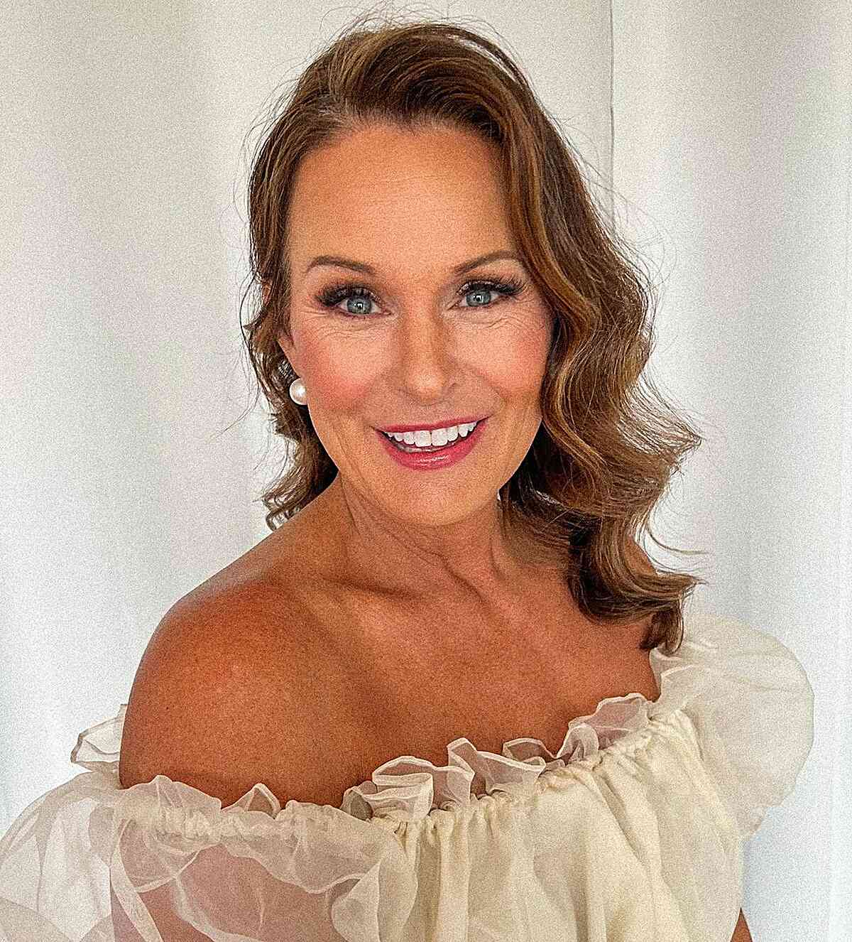 27 Elegant Mother of the Groom Hairstyles for Your Son&#8217;s Big Day