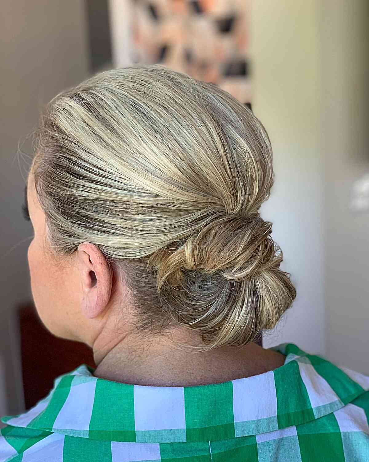 27 Elegant Mother of the Groom Hairstyles for Your Son&#8217;s Big Day