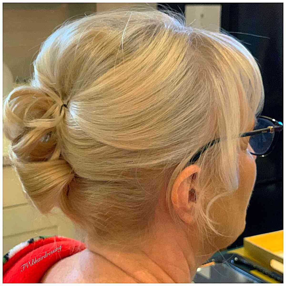 27 Elegant Mother of the Groom Hairstyles for Your Son&#8217;s Big Day