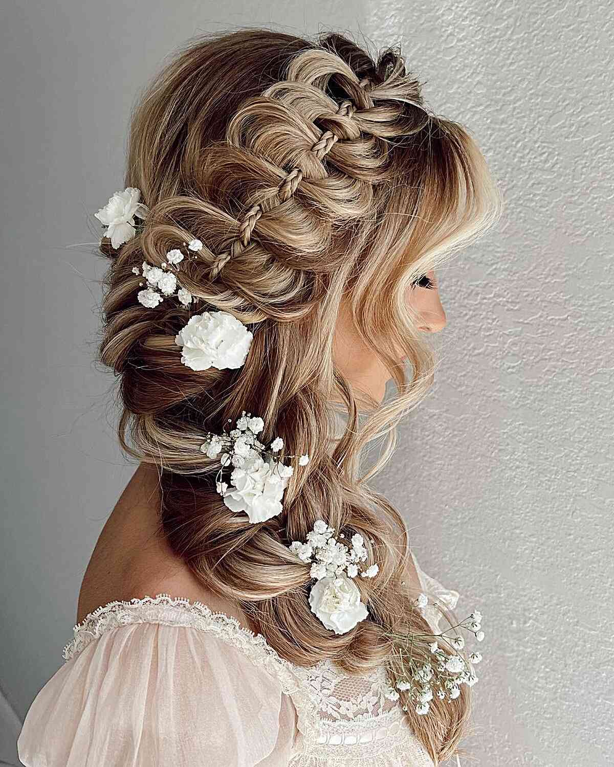 44 Gorgeous Wedding Hairstyles for Long Hair for 2025
