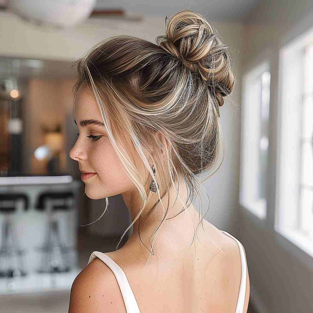 35 Cutest Prom Updos for 2025 &#8211; Easy Updo Hairstyles