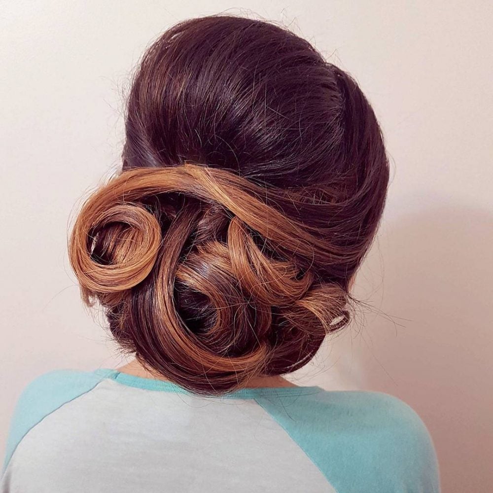 35 Cutest Prom Updos for 2025 &#8211; Easy Updo Hairstyles