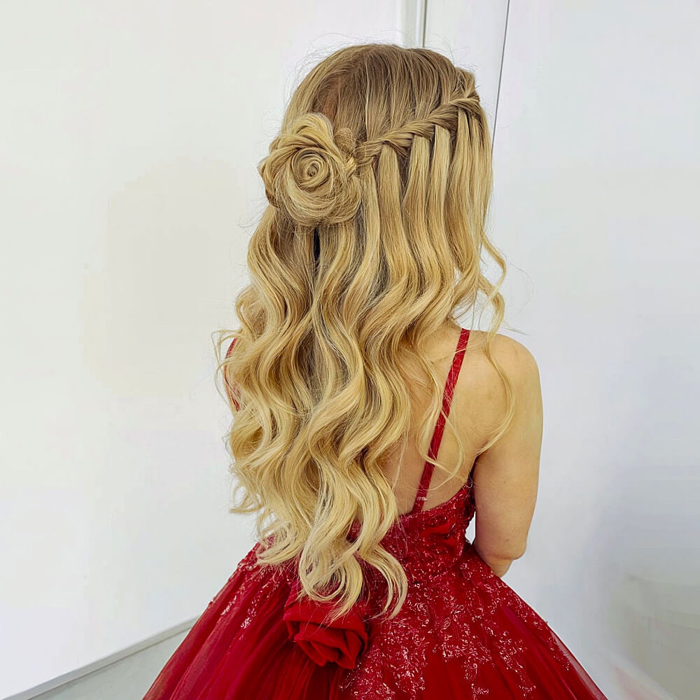 25 Cute Prom Hairstyles for 2025 &#8211; Updos, Braids, Half Ups &#038; Down Dos