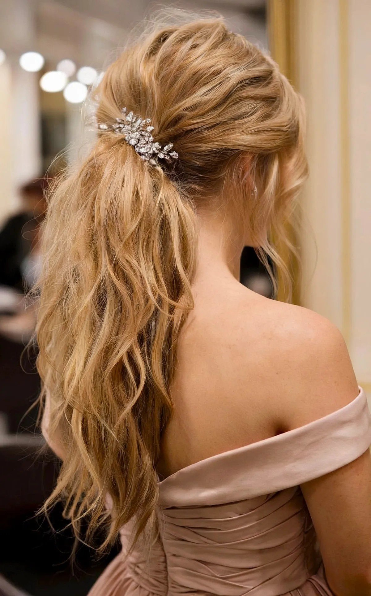 33 Cutest Prom Ponytail Hairstyles That Are Easy to Do!