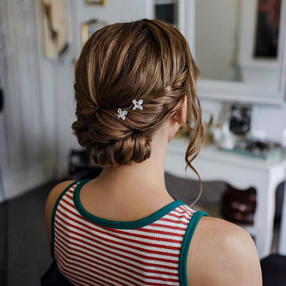 19 Cutest Prom Hairstyles for Medium-Length Hair for 2025