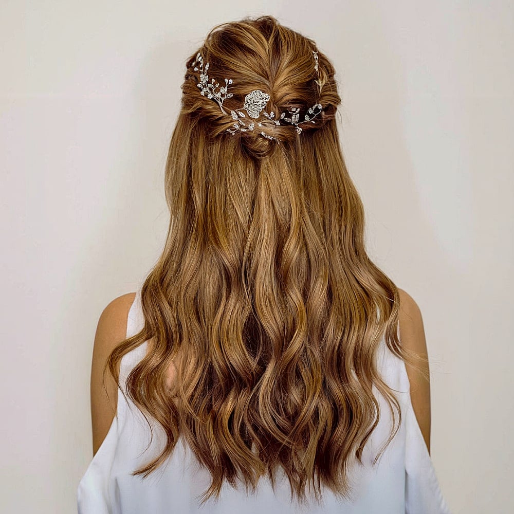 25 Perfectly Gorgeous Down Hairstyles for Prom 2025
