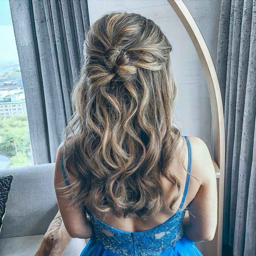 35 Cute &#038; Easy Prom Hairstyles for Long Hair for 2025