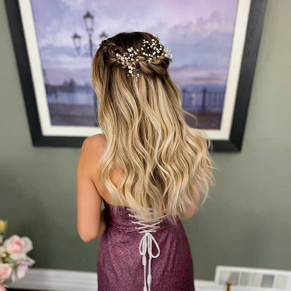 35 Cute &#038; Easy Prom Hairstyles for Long Hair for 2025