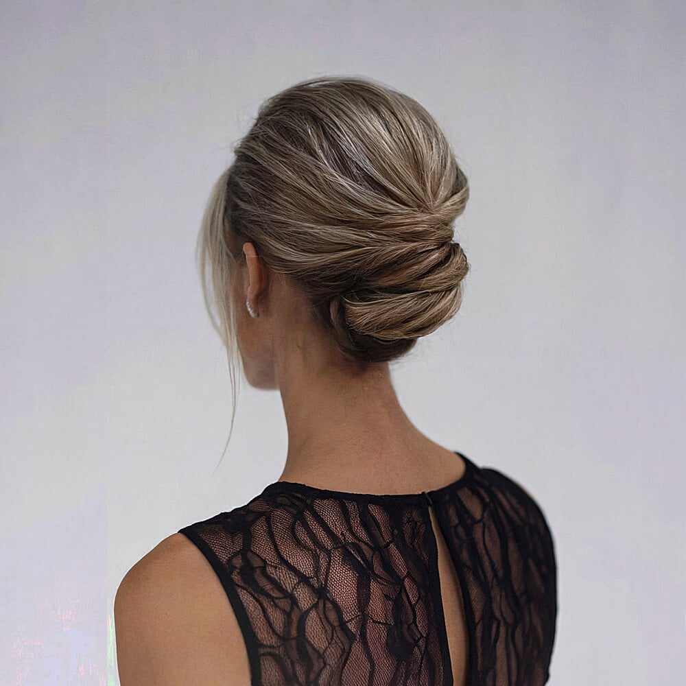 35 Cute &#038; Easy Prom Hairstyles for Long Hair for 2025