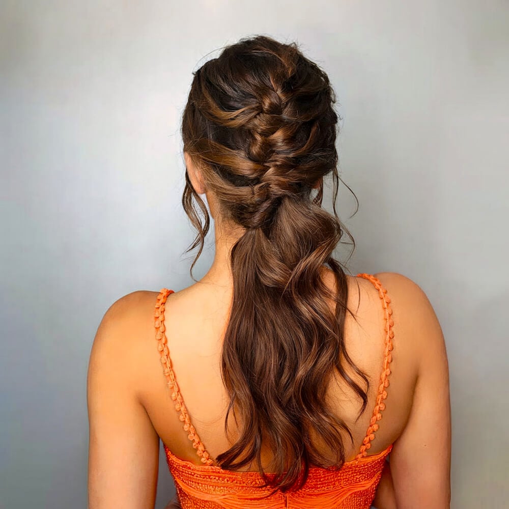 35 Cute &#038; Easy Prom Hairstyles for Long Hair for 2025