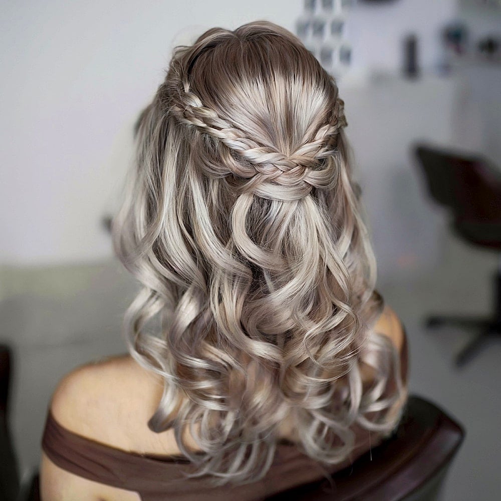 29 Prettiest Half Up Half Down Prom Hairstyles for 2025