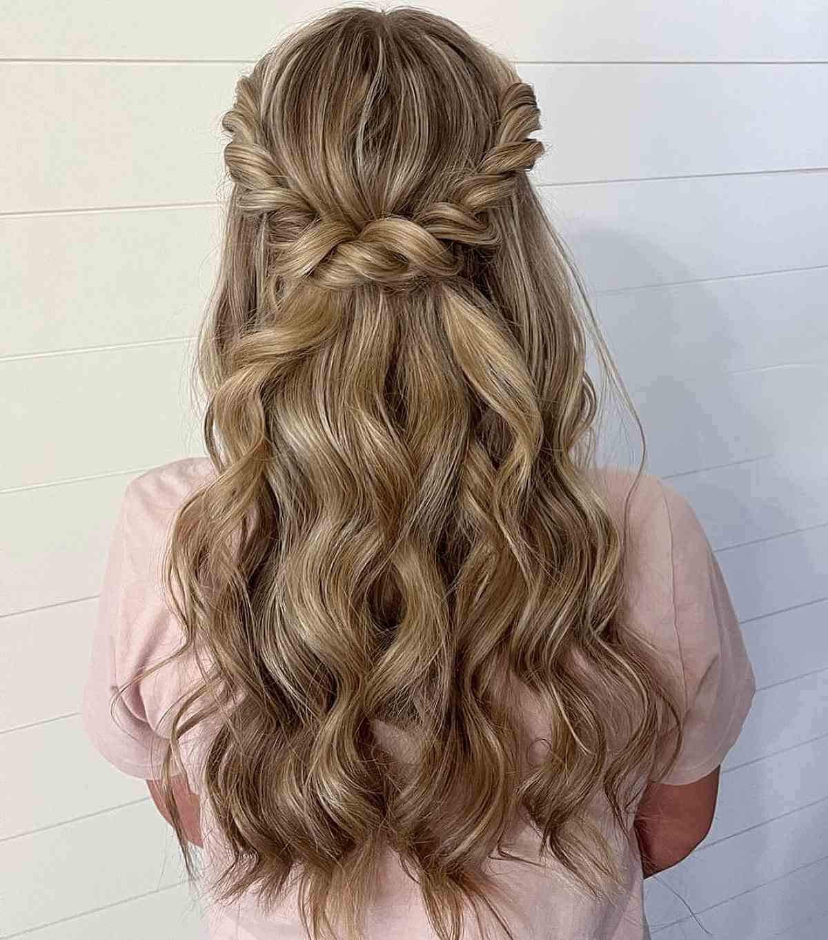 29 Prettiest Half Up Half Down Prom Hairstyles for 2025