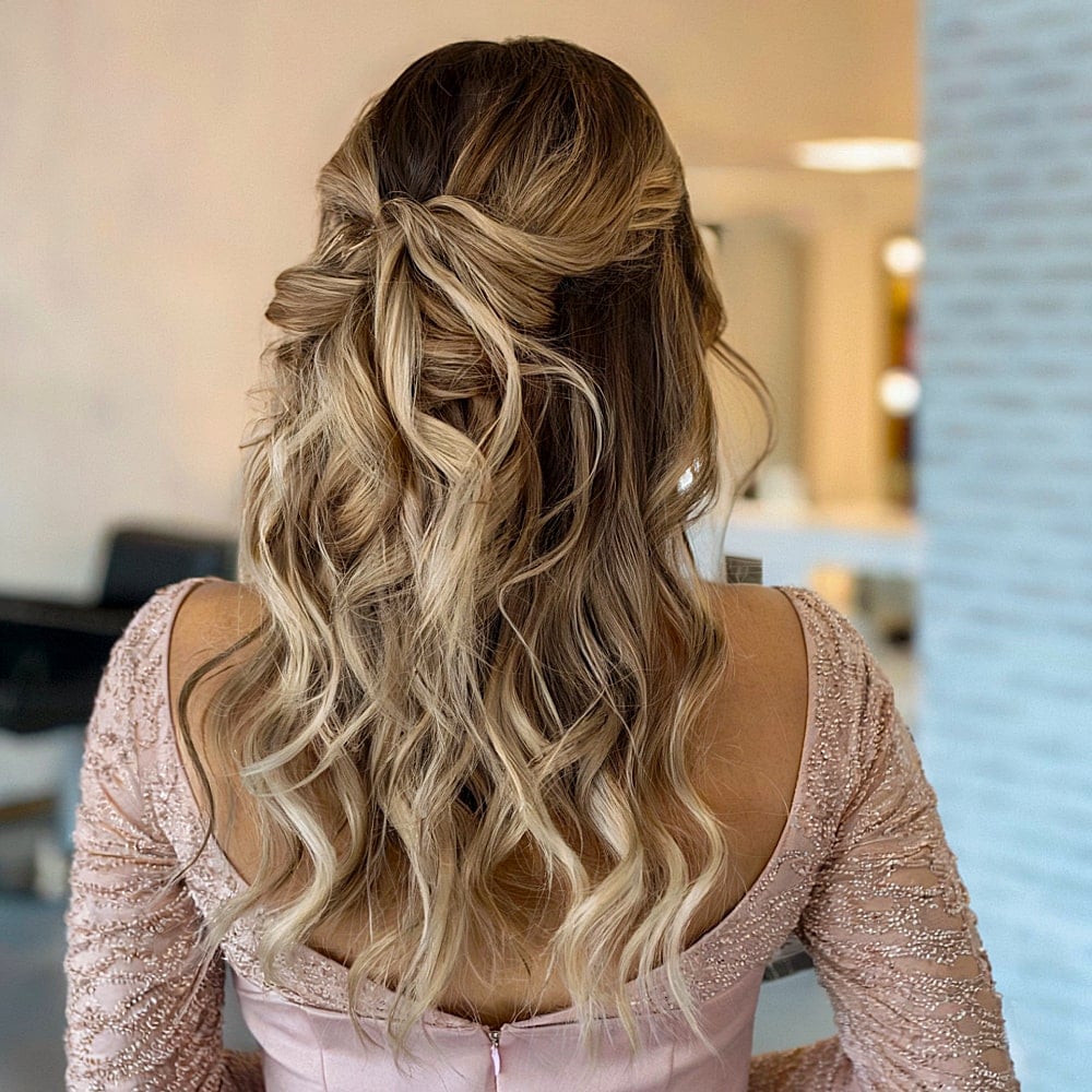 29 Prettiest Half Up Half Down Prom Hairstyles for 2025